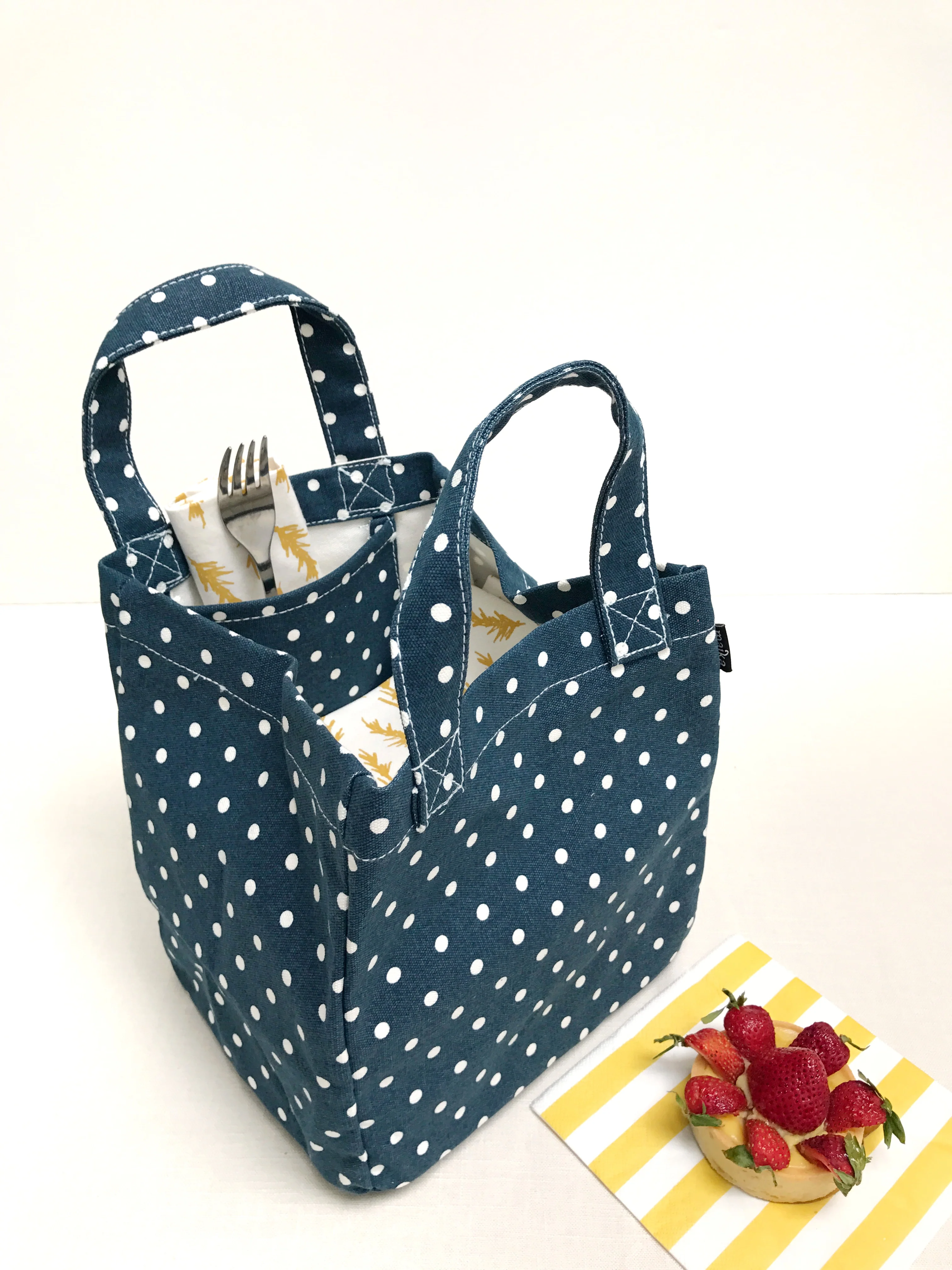 Lunch + Pie Tote - Big Sur Grey - Image 4